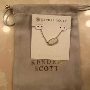 NWT Kendra Scott Elisa Iridescent Necklace